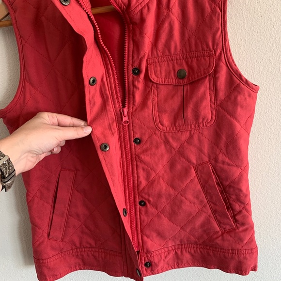 Magellan Quilted Vest - Picture 3 of 10